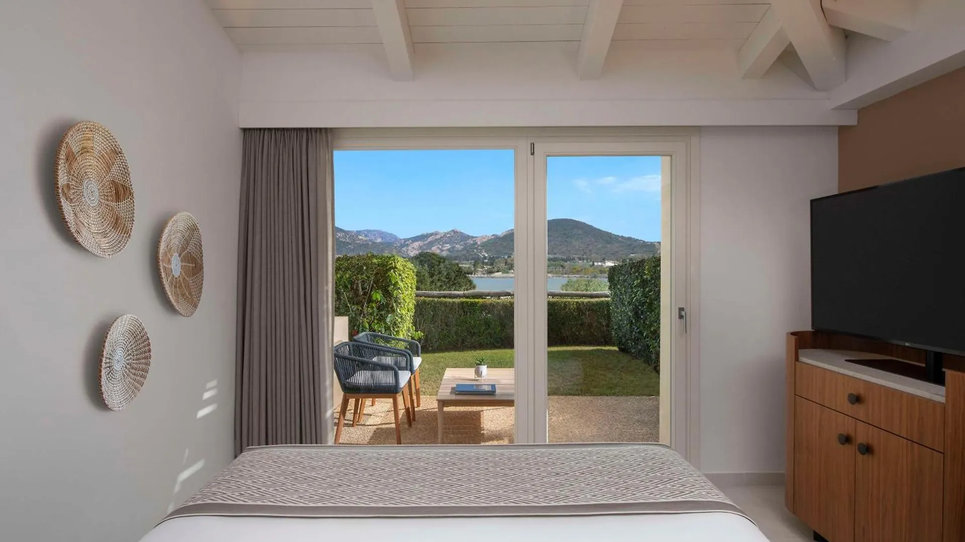 Baia Di Chia Resort Sardinia, Curio Collection By Hilton 5*,